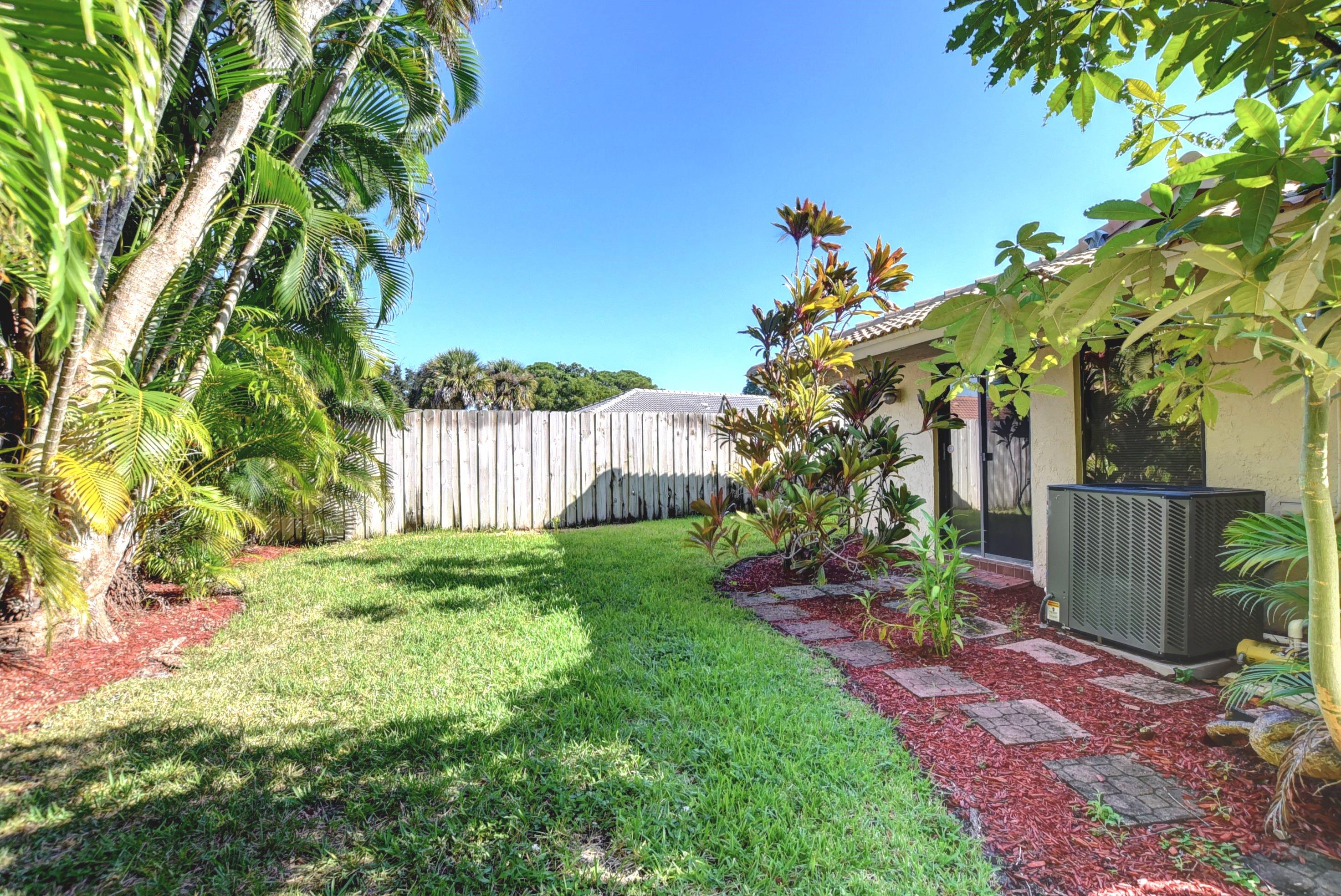 6761 Entrada Place Boca Raton, FL 33433 - Photo 68 of 69 53v