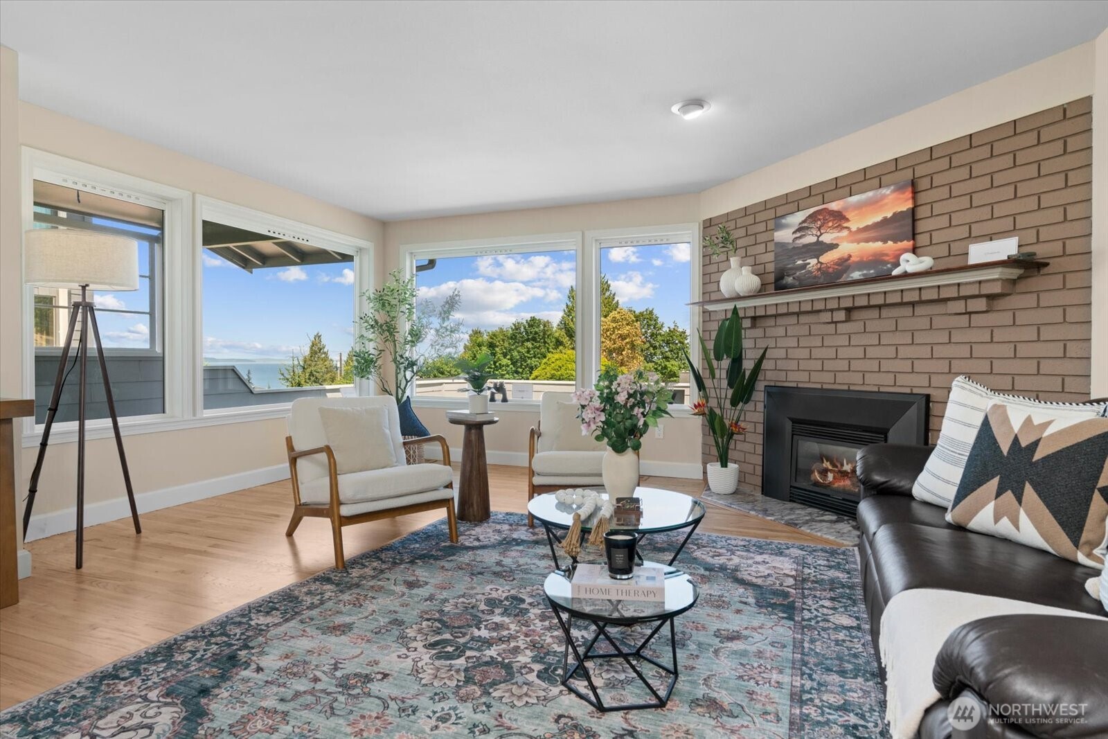 944 Maple Street Edmonds, WA 98020 - Photo 6 of 39 Gallery Image 6