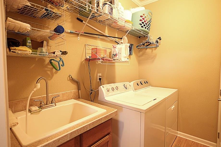 7941 Manus Road Murfreesboro, TN 37127 - Photo 15 of 30 Laundry room