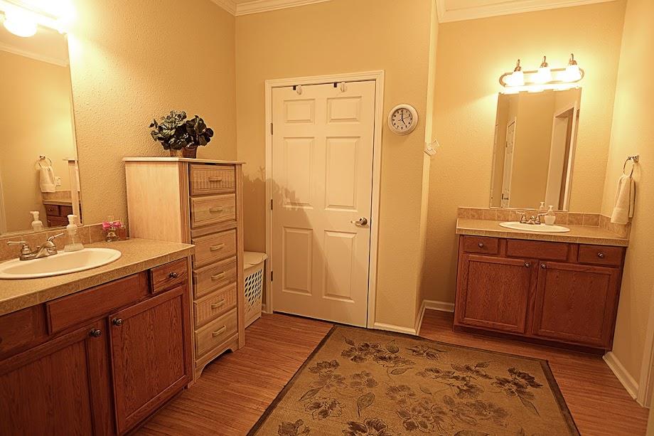 7941 Manus Road Murfreesboro, TN 37127 - Photo 9 of 30 Master bathroom with two vanities