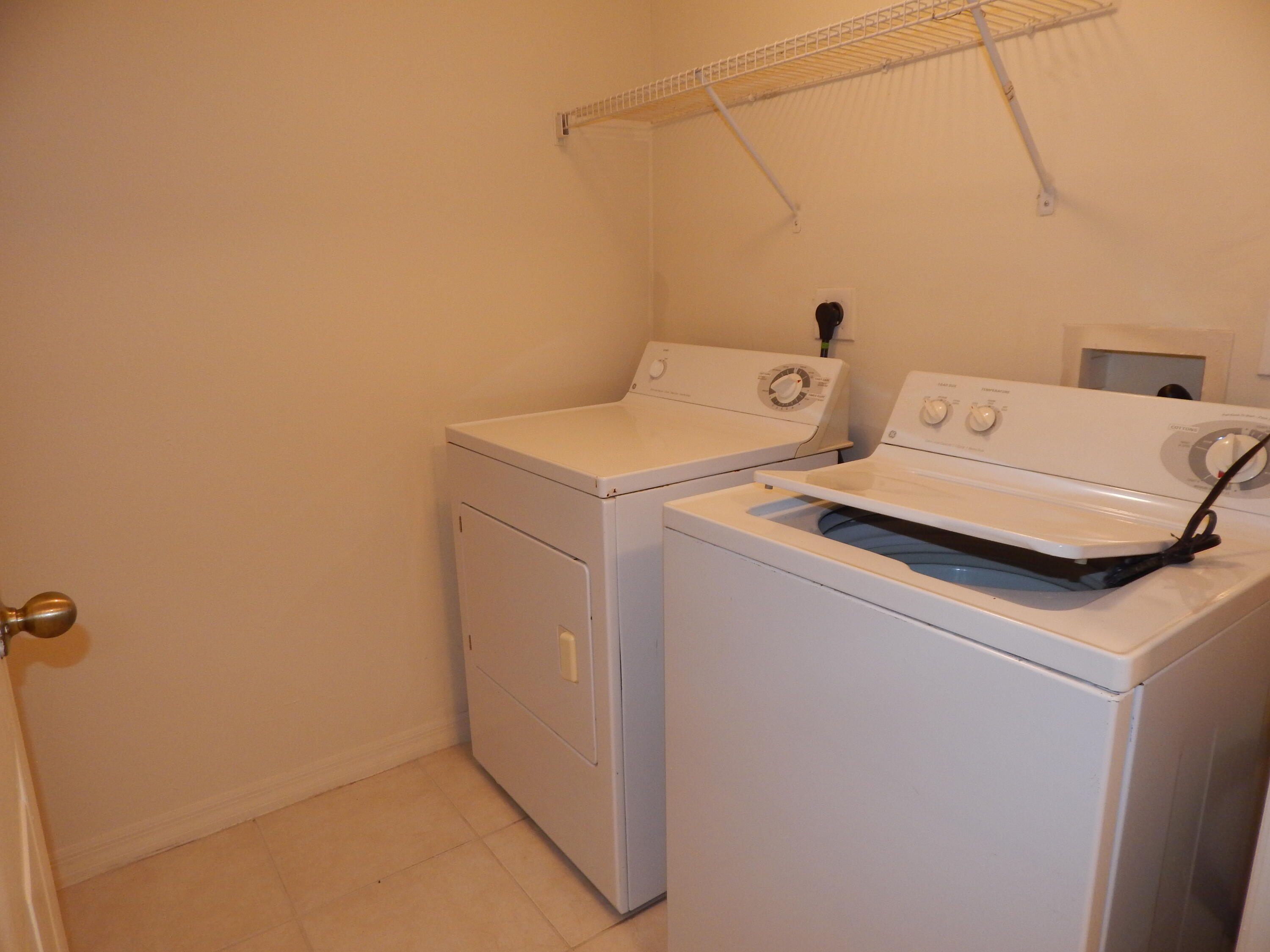 5016 Lantana Road, Unit 1308 Lake Worth, FL 33463 - Photo 10 of 68 Lake Worth Condo All Ages 2/2 For Sale