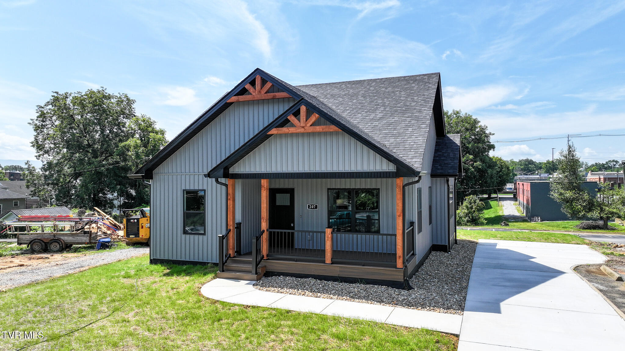 207 Hall Street Greeneville, TN 37745 - Photo 1 of 54 DJI_20260814181029_0157_D
