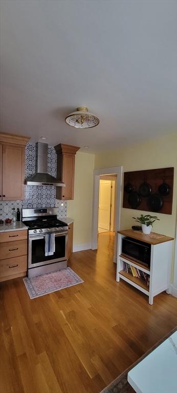 26 Owencroft Road, Unit 1 Boston, MA 02124 - Photo 2 of 12 Gallery Image 2