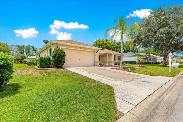 $284,900 | 9891 Southeast 138th Loop, Summerfield, FL 34491