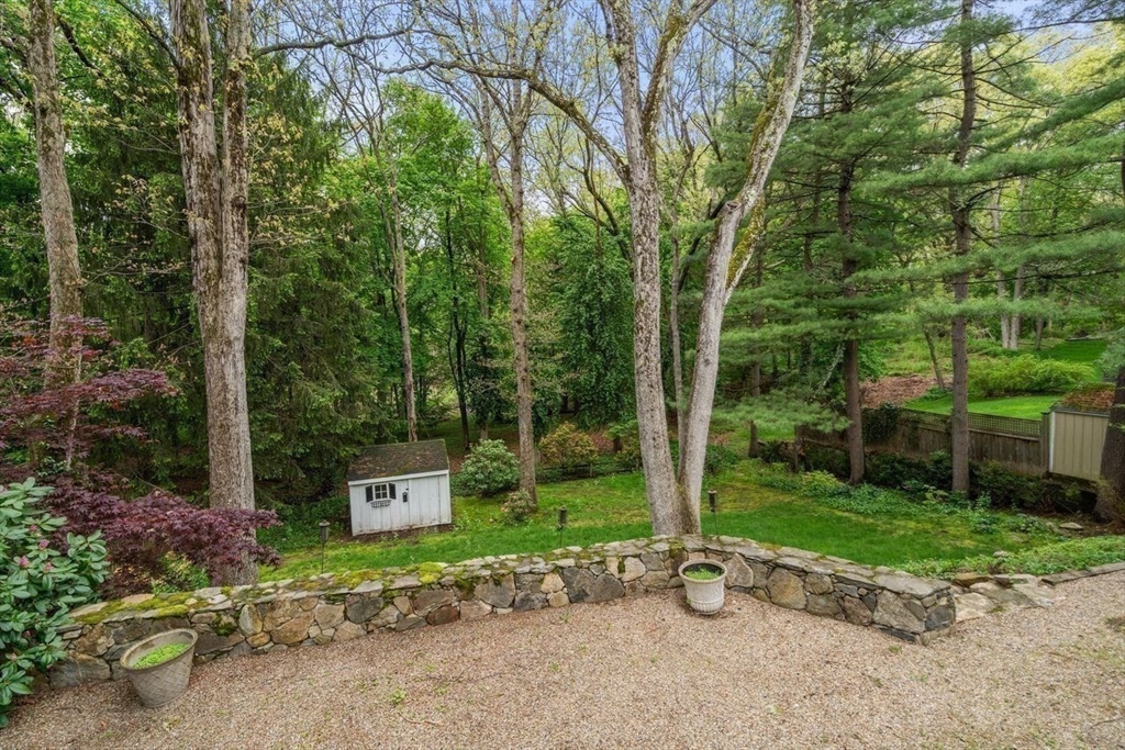 21 Madison Road Wellesley, MA 02481 - Photo 29 of 35