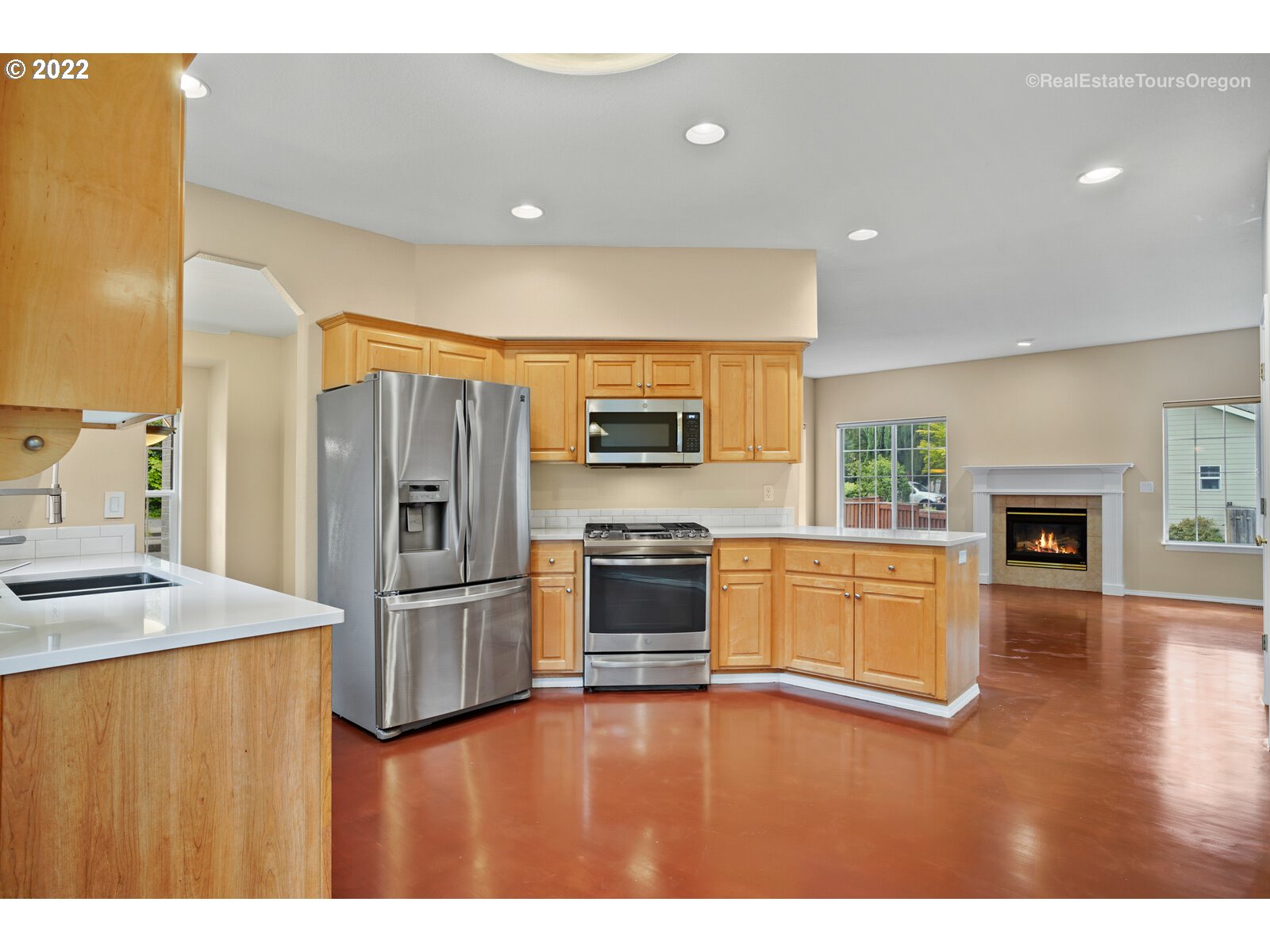 7635 Southwest Landau Street Portland, OR 97223 - Photo 11 of 30