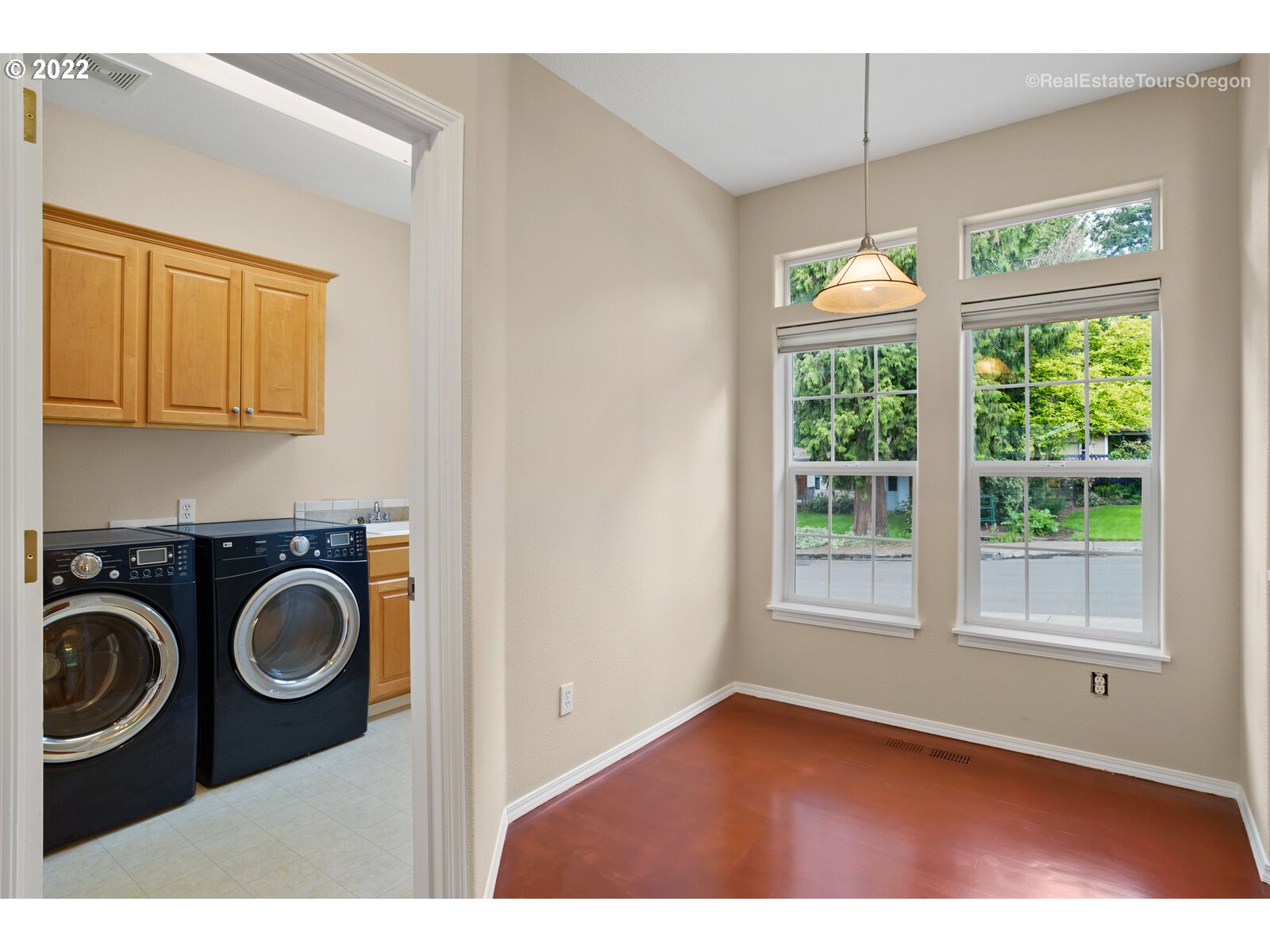 7635 Southwest Landau Street Portland, OR 97223 - Photo 12 of 30