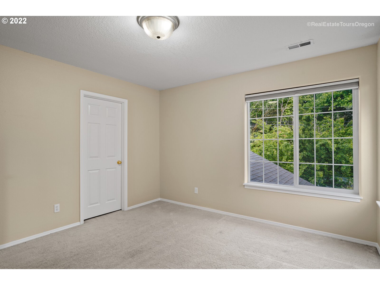 7635 Southwest Landau Street Portland, OR 97223 - Photo 24 of 30