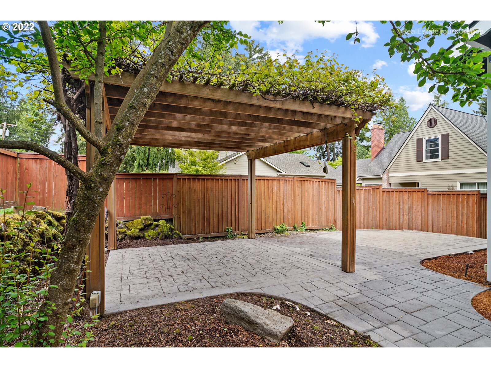 7635 Southwest Landau Street Portland, OR 97223 - Photo 27 of 30