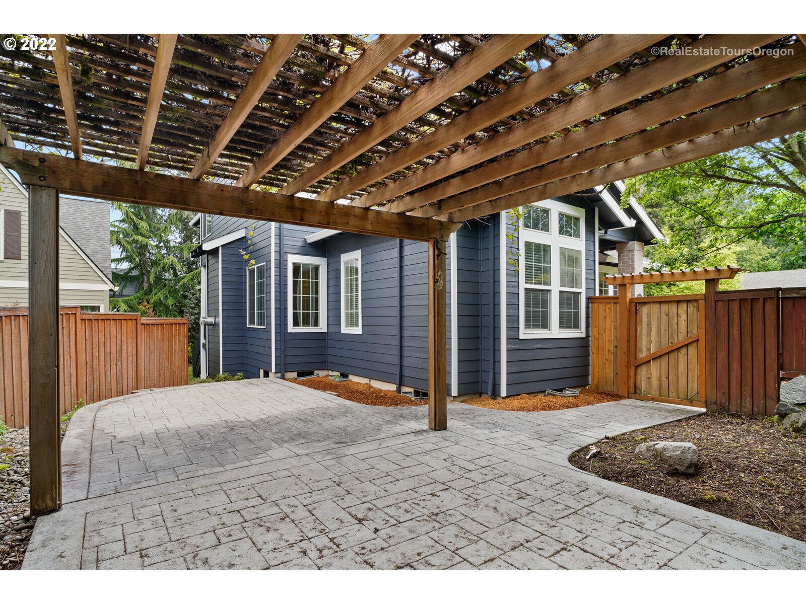 7635 Southwest Landau Street Portland, OR 97223 - Photo 28 of 30