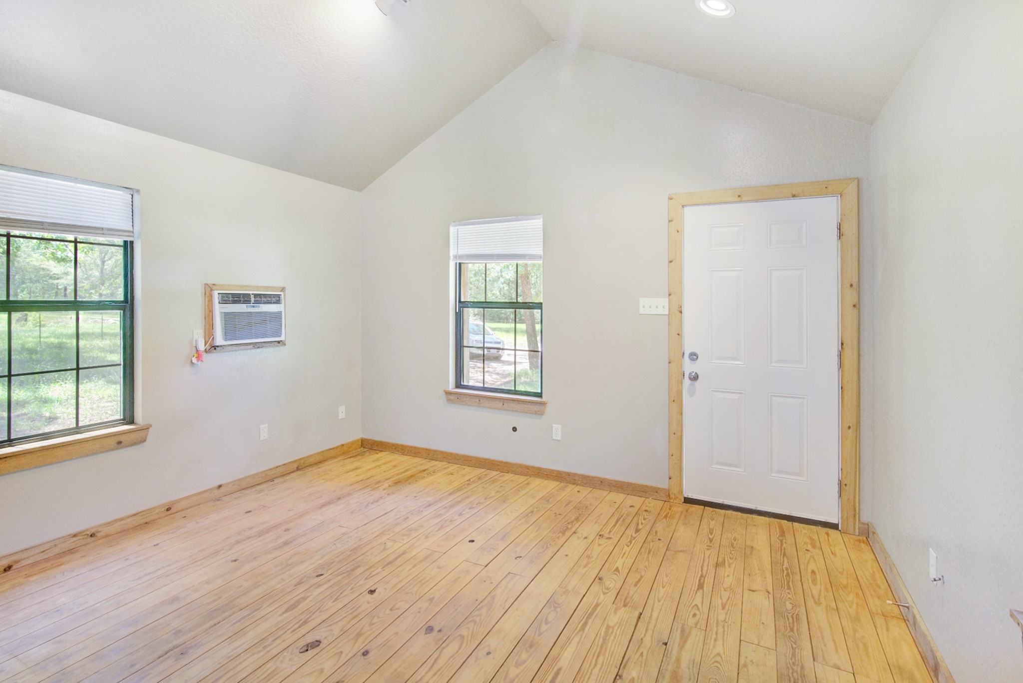 10521 Tanyard Road, Unit SM Willis, TX 77378 - Photo 4 of 11 Here is another view of the living/dining/bedroom.