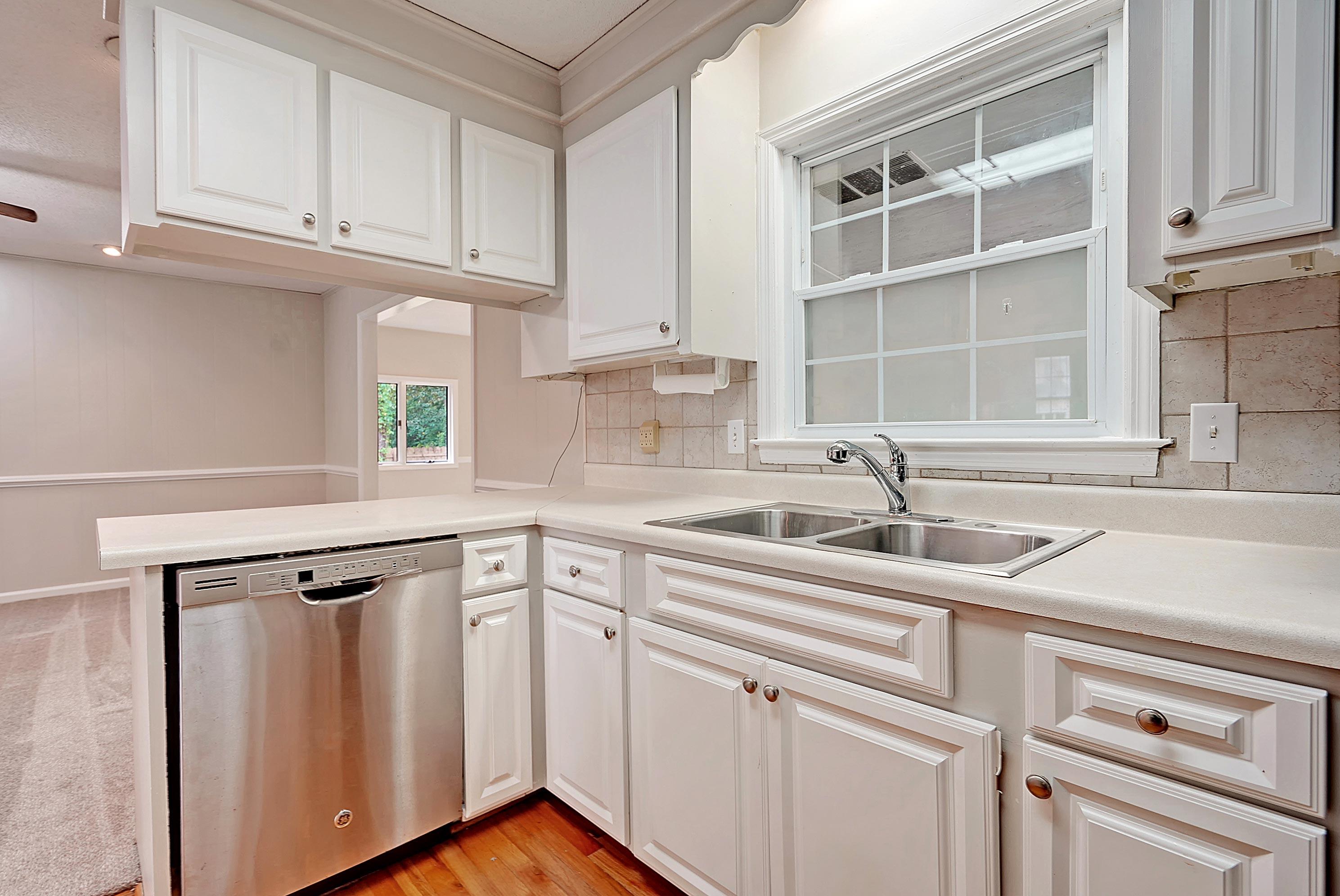 1273 Hampshire Road Charleston, SC 29412 - Photo 13 of 32 Plenty of cabinet space