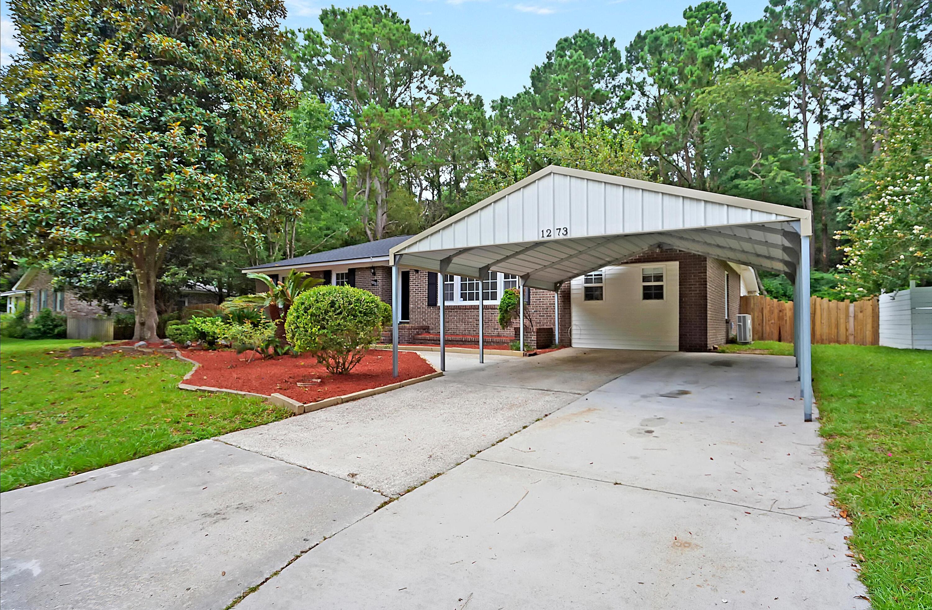 1273 Hampshire Road Charleston, SC 29412 - Photo 3 of 32 CREM_1273 Hampshire_035