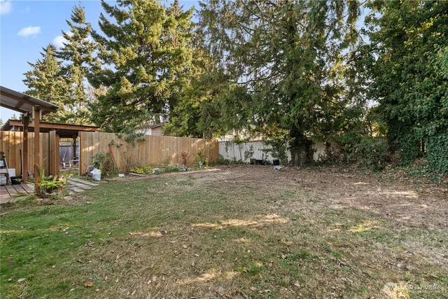 $650,000 | 23442 27th Avenue South, Des Moines, WA 98198