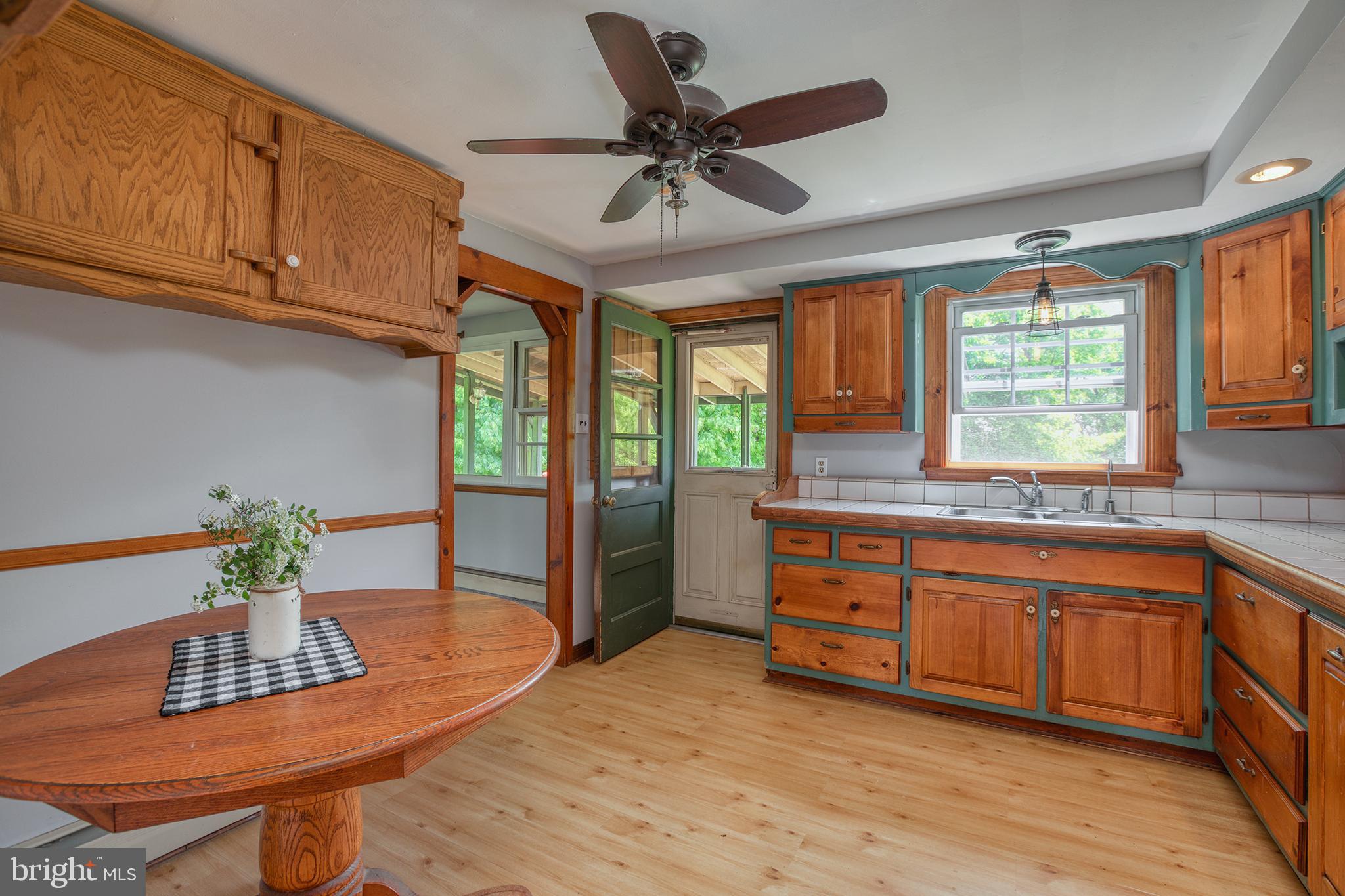 244 Twining Ford Road Richboro, PA 18954 - Photo 10 of 30 Gallery Image 10