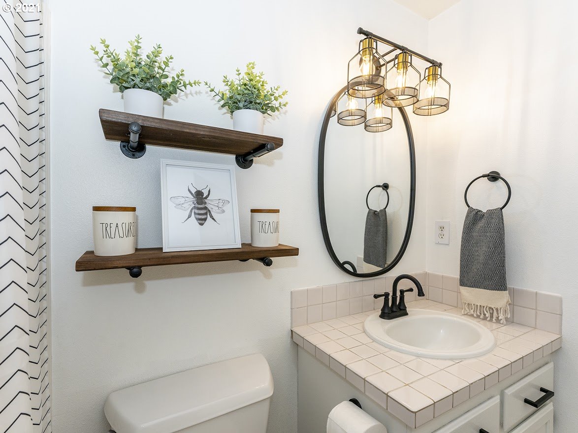 10285 Southwest Shearwater Loop Beaverton, OR 97007 - Photo 22 of 31 Gallery Image 22
