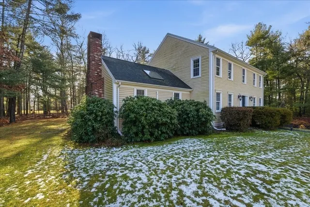 $759,000 | 11 Opal Avenue, Middleboro, MA 02346