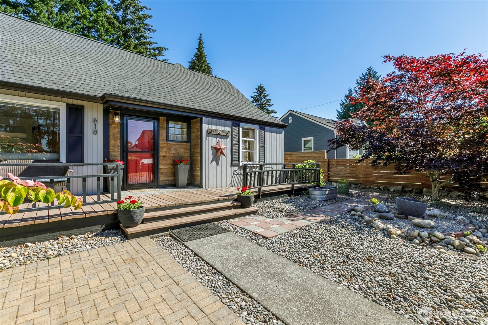 618 Southwest 138 Street Burien, WA 98166 - Photo 2 of 20