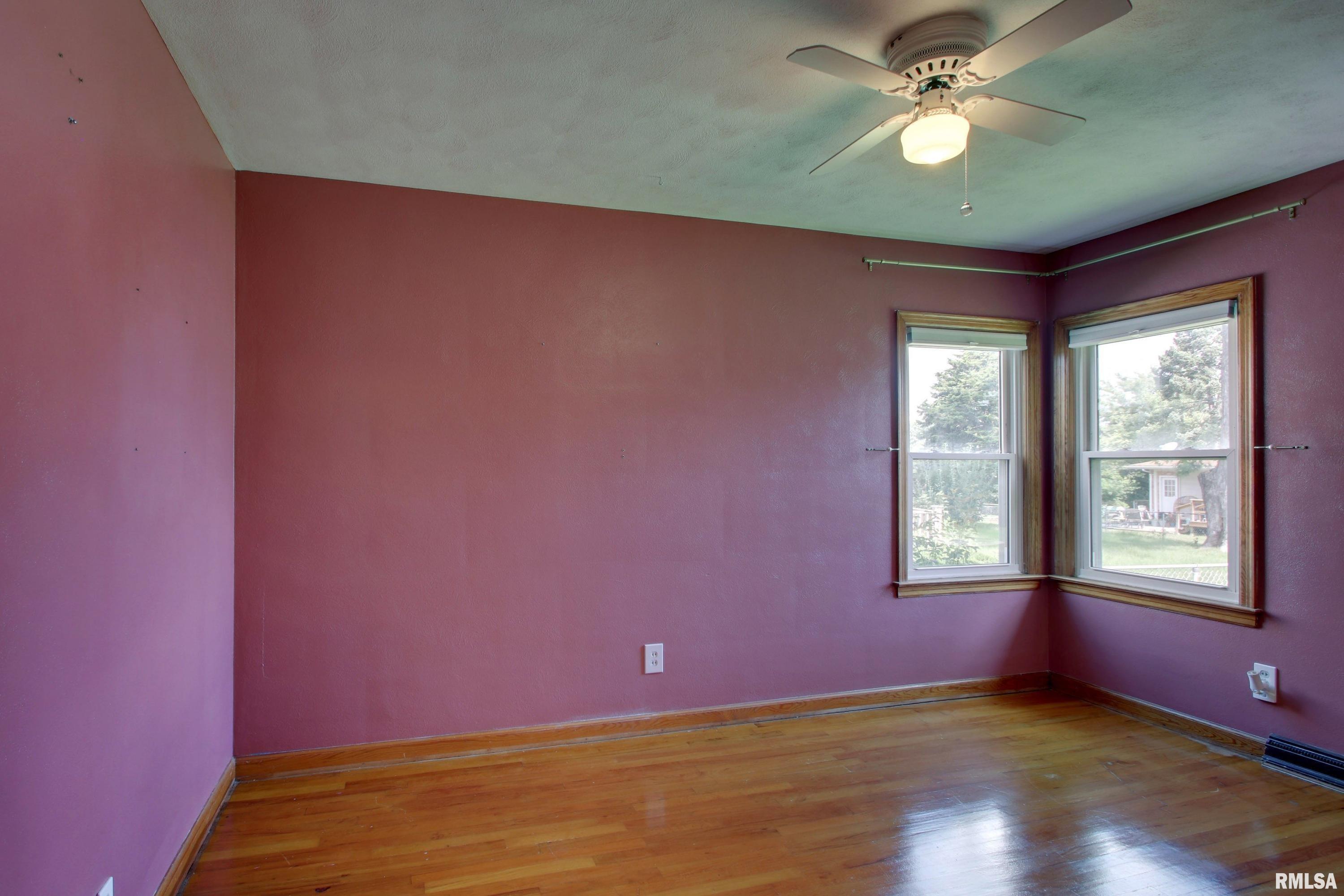 3301 Lawrence Road Quincy, IL 62301 - Photo 2 of 22