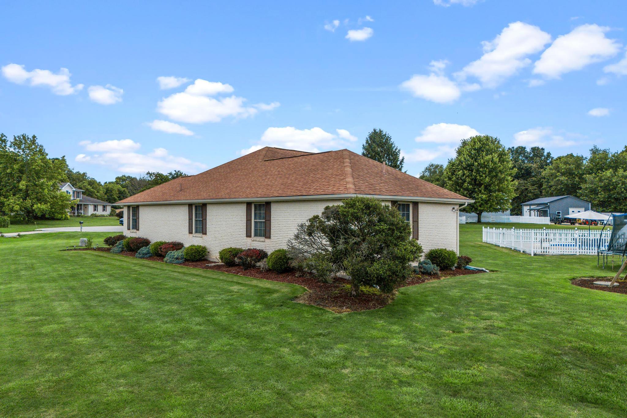 3984 Morningside Drive Springfield, OH 45502 - Photo 3 of 48 MRNGSDE-6