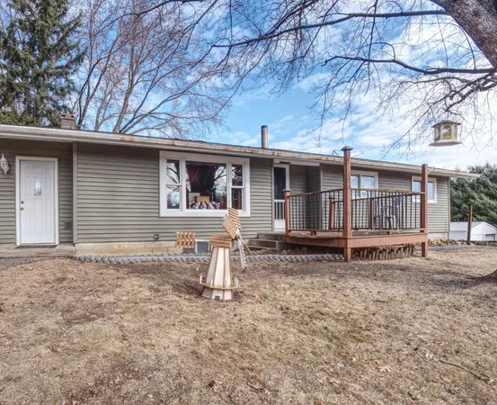 $550,000 | W2296 County Rd T, Durand, WI 54736