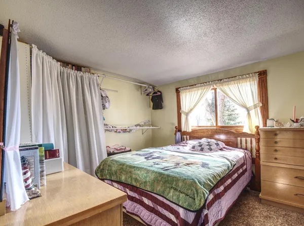 $550,000 | W2296 County Rd T, Durand, WI 54736