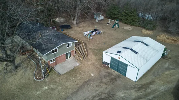 $550,000 | W2296 County Rd T, Durand, WI 54736