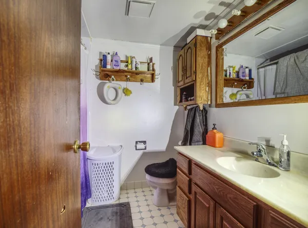 $550,000 | W2296 County Rd T, Durand, WI 54736