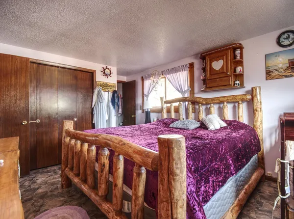 $550,000 | W2296 County Rd T, Durand, WI 54736