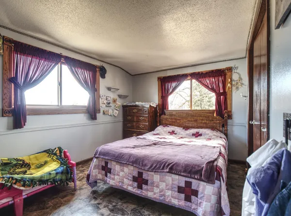 $550,000 | W2296 County Rd T, Durand, WI 54736