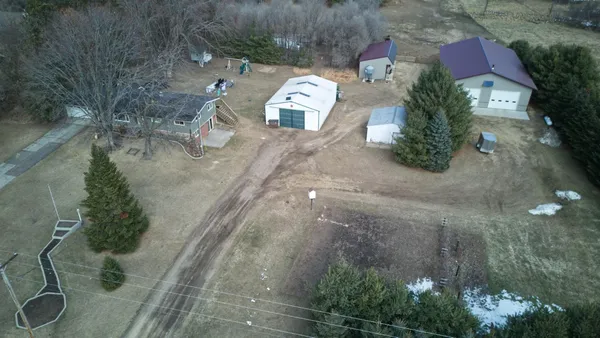 $550,000 | W2296 County Rd T, Durand, WI 54736