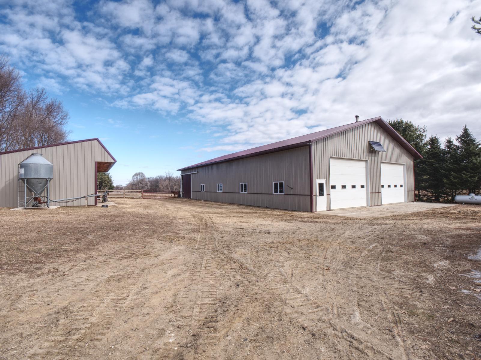 W2296 County Rd T Durand, WI 54736 - Photo 5 of 43