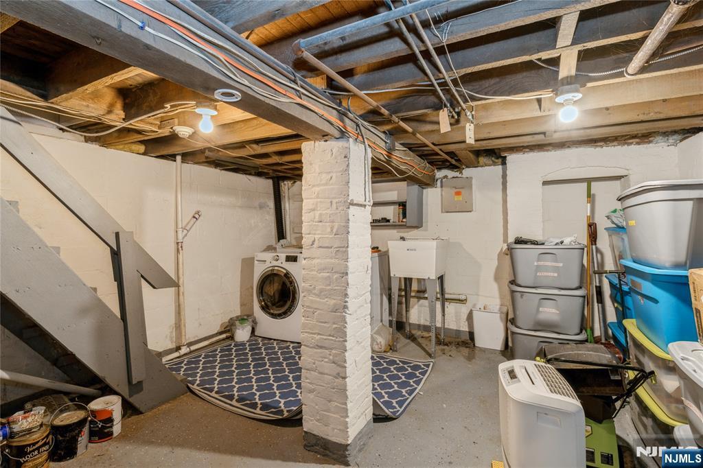 656 Scotland Road Orange, NJ 07050 - Photo 18 of 23 a view of storage and utility room
