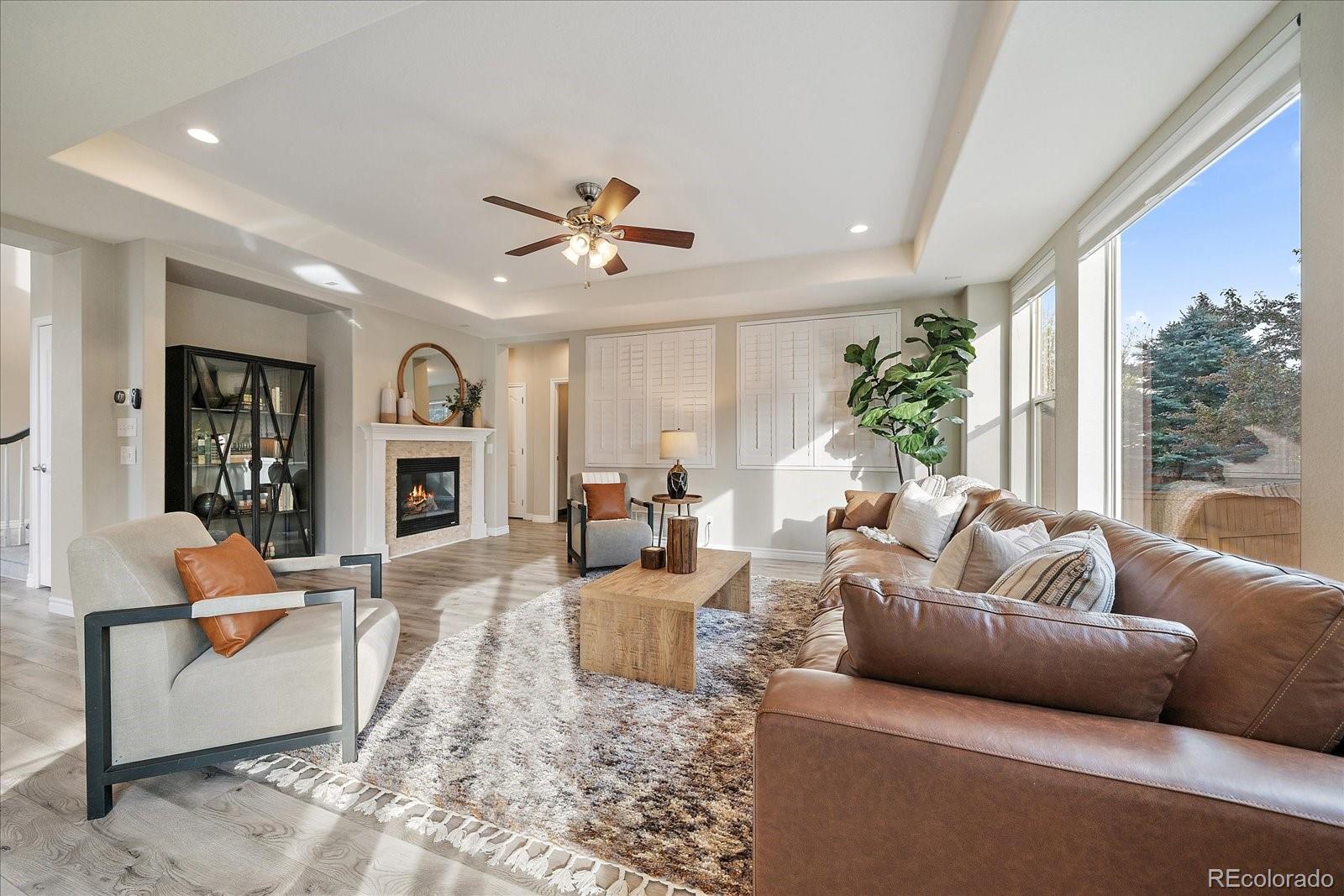 4850 Bluegate Lane Highlands Ranch, CO 80130 - Photo 10 of 47 Gallery Image 10