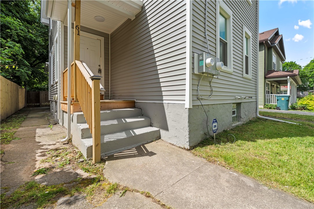 61 Lime Street Rochester, NY 14606 - Photo 4 of 35 Front entrance to lower Unit