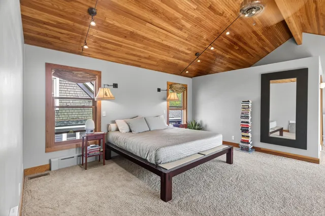 $4,250 | 1920 Fremont Avenue South, Minneapolis, MN 55403