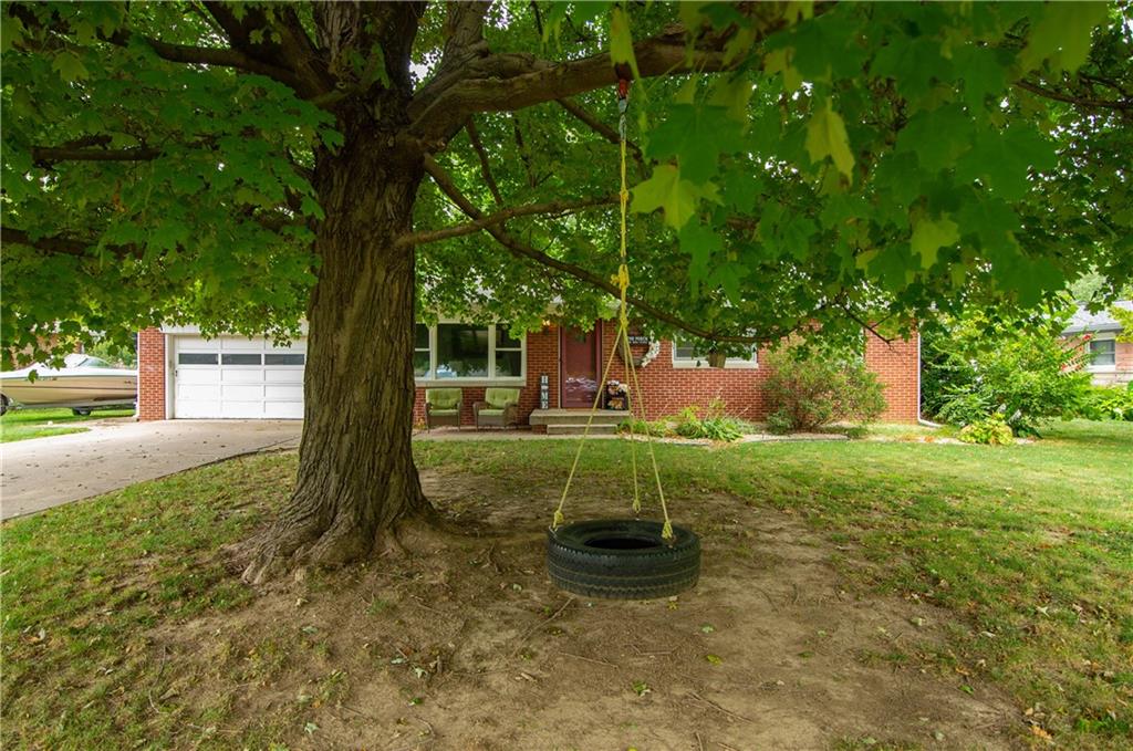 2044 Rosedale Drive Indianapolis, IN 46227 - Photo 2 of 30 Gallery Image 2