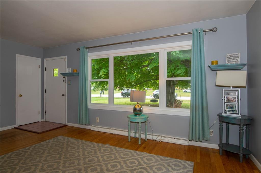 2044 Rosedale Drive Indianapolis, IN 46227 - Photo 5 of 30 Gallery Image 5