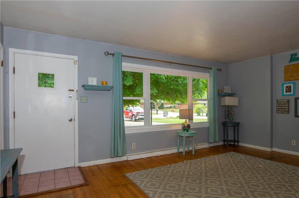 2044 Rosedale Drive Indianapolis, IN 46227 - Photo 6 of 30 Gallery Image 6