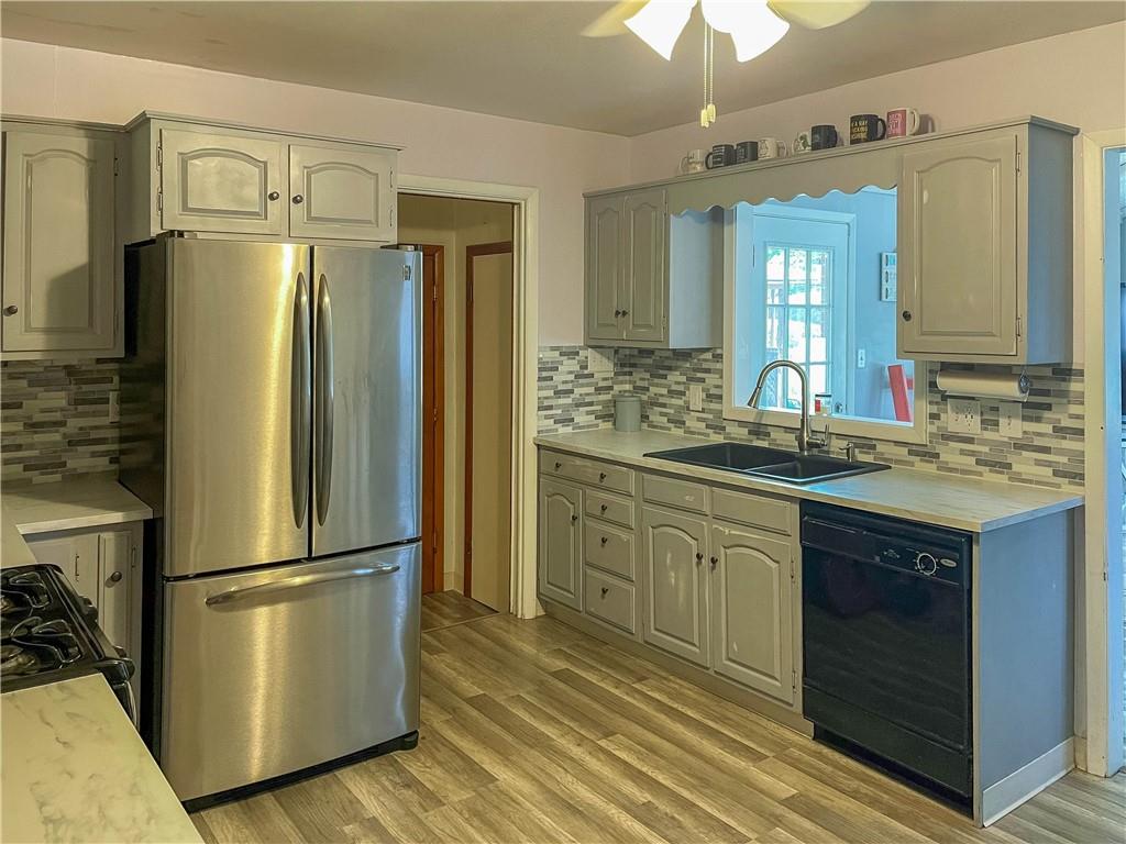 2044 Rosedale Drive Indianapolis, IN 46227 - Photo 8 of 30 Gallery Image 8