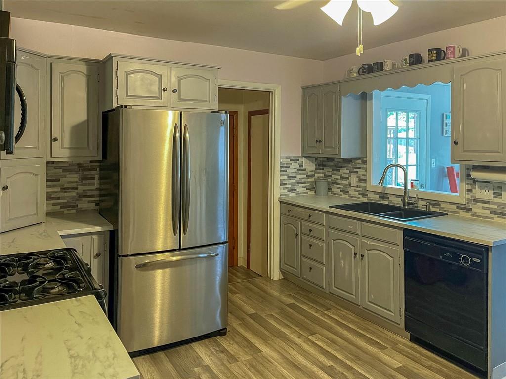 2044 Rosedale Drive Indianapolis, IN 46227 - Photo 9 of 30 Gallery Image 9