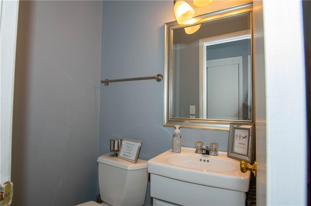 2044 Rosedale Drive Indianapolis, IN 46227 - Photo 10 of 30 Gallery Image 10