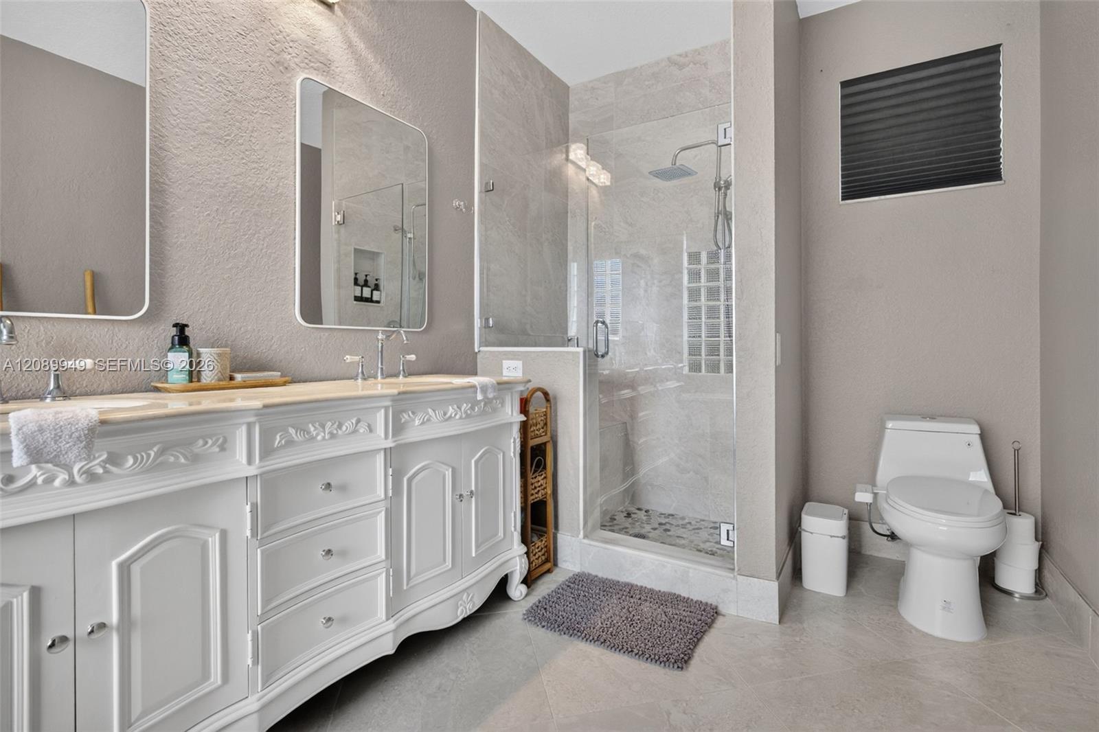 820 Falling Water Road Weston, FL 33326 - Photo 26 of 56 Gallery Image 26