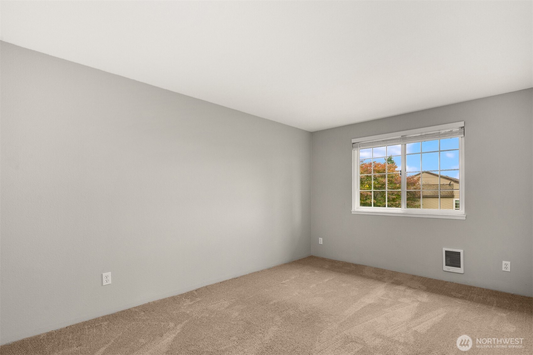 14200 Northeast 171st Street, Unit D202 Woodinville, WA 98072 - Photo 15 of 36