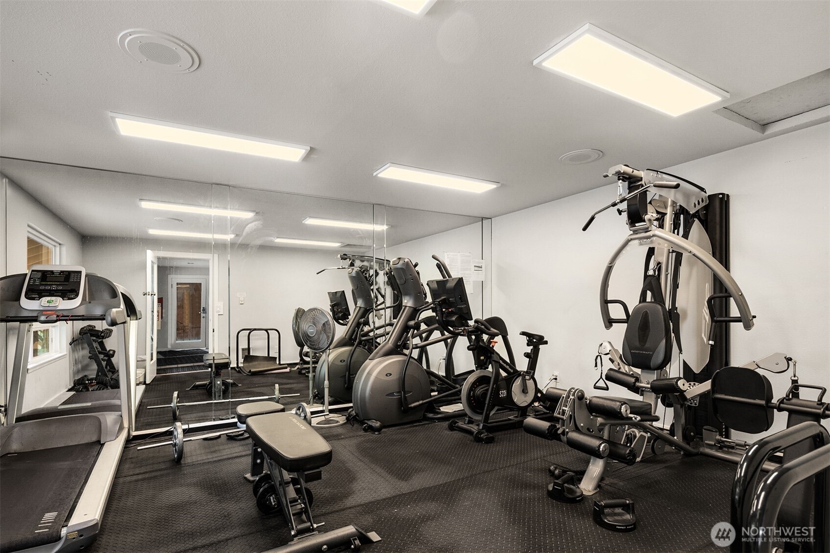 14200 Northeast 171st Street, Unit D202 Woodinville, WA 98072 - Photo 30 of 36