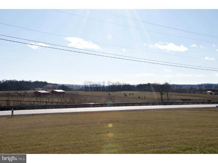 6047 Oley Turnpike Road Oley, PA 19547 - Photo 4 of 25 Gallery Image 4