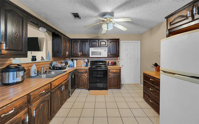 $144,900 | 237 Tall Timber Loop, Whitney, TX 76692