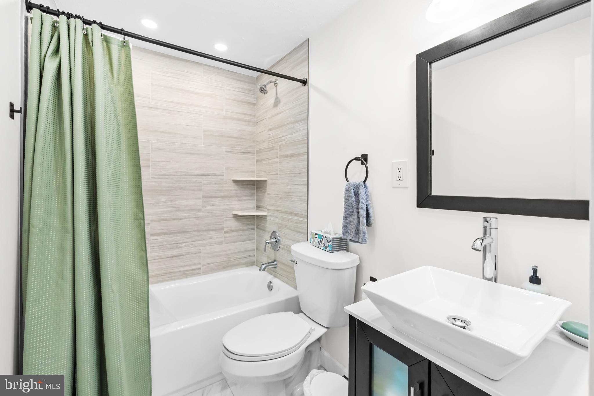 8192 Oakglen Road Manassas, VA 20110 - Photo 28 of 46