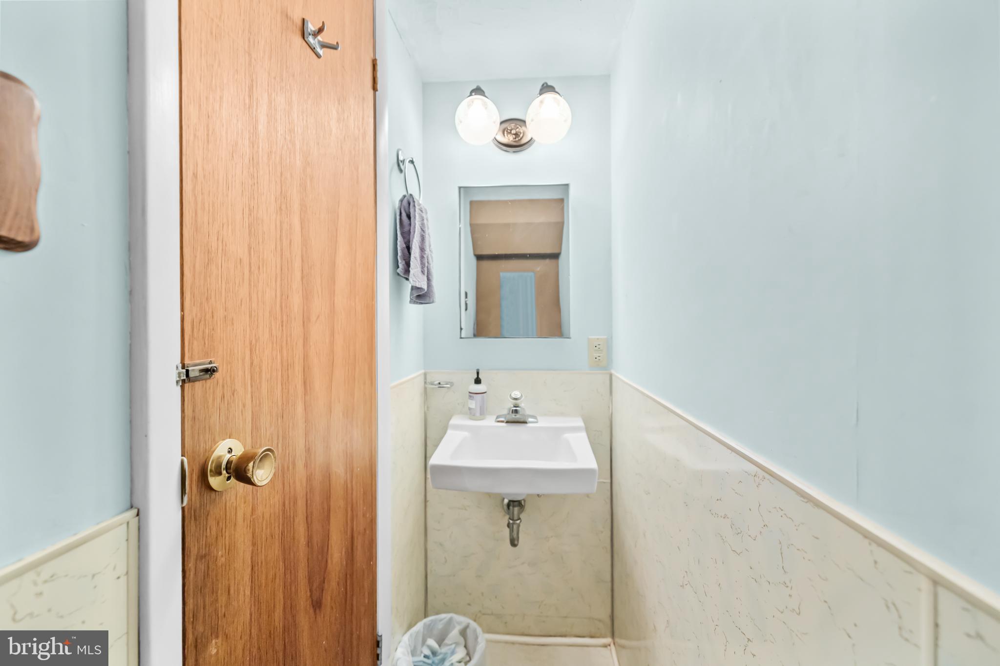 8192 Oakglen Road Manassas, VA 20110 - Photo 36 of 46