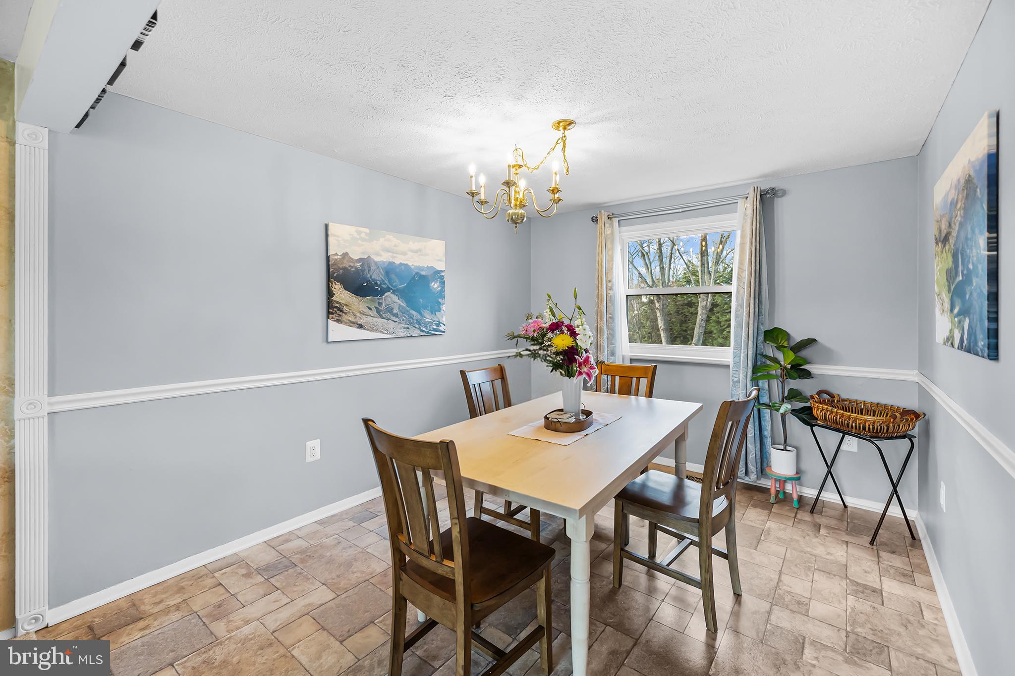 8192 Oakglen Road Manassas, VA 20110 - Photo 6 of 46